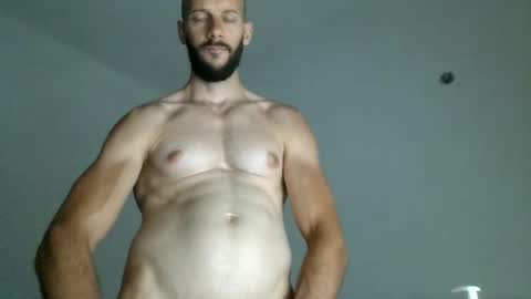 Snapshot of artur833 chatting on June 18, 2026, 8:24 pm artur833 online show from June 18, 2026, 8:24 pm