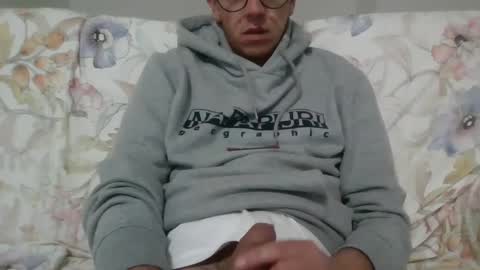 arturpaulval online show from January 11, 2025, 7:38 pm