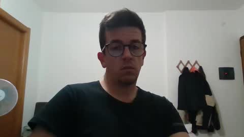 arturpaulval online show from December 16, 2025, 6:57 pm