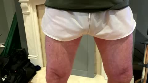 artybee online show from April 15, 2026, 10:11 am