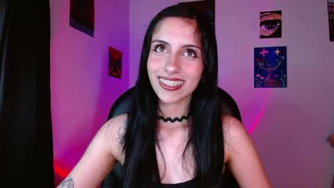Snapshot of ary_pieerce chatting on April 23, 2026, 10:45 pm Independent Model online show from April 23, 2026, 10:45 pm