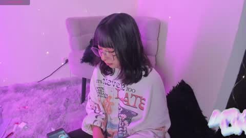 Snapshot of arya_line chatting on May 2, 2026, 1:32 am Arys online show from May 2, 2026, 1:32 am
