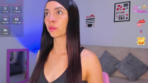 Snapshot of aryane_art_ chatting on June 2, 2026, 3:41 am carol online show from June 2, 2026, 3:41 am