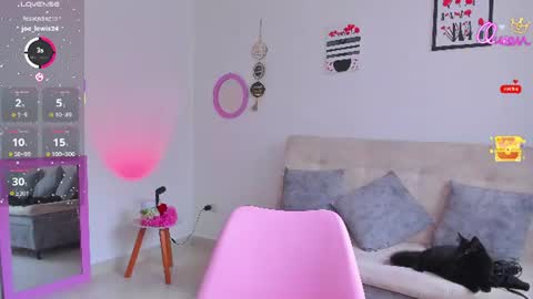 Snapshot of aryane_art_ chatting on June 9, 2026, 5:57 pm carol online show from June 9, 2026, 5:57 pm