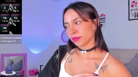 Snapshot of aryane_art_ chatting on July 14, 2026, 2:05 am carol online show from July 14, 2026, 2:05 am