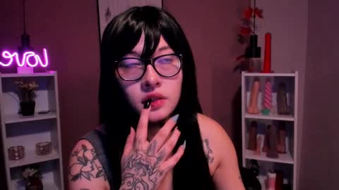 Asami  online show from March 6, 2025, 10:15 pm