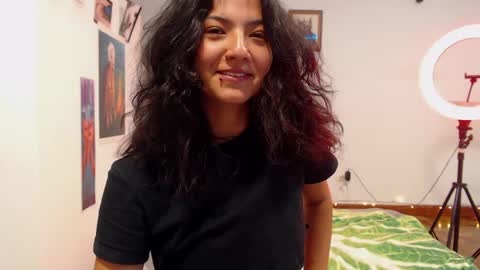 Saray online show from April 10, 2026, 1:00 am