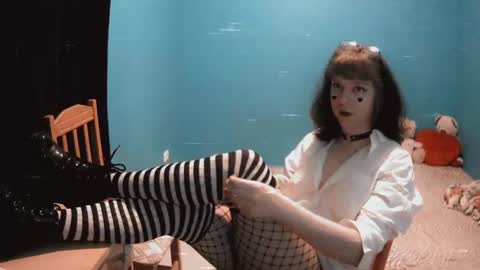 Snapshot of ash__star chatting on October 1, 2025, 9:54 pm Ash online show from October 1, 2025, 9:54 pm