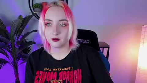 AshleyAshe  online show from February 20, 2025, 2:07 am