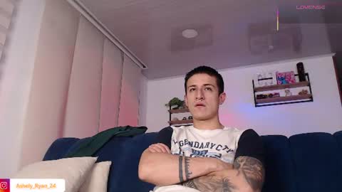 Snapshot of ashely_ryan24 chatting on July 19, 2026, 11:52 pm Ashley And Ryan online show from July 19, 2026, 11:52 pm