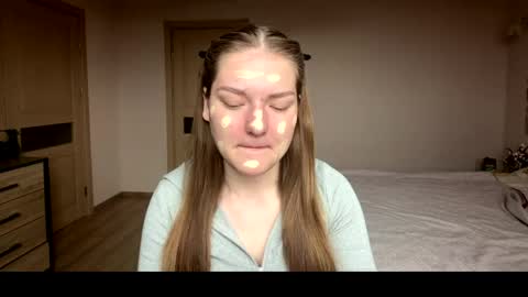 Mila online show from May 10, 2026, 9:36 am