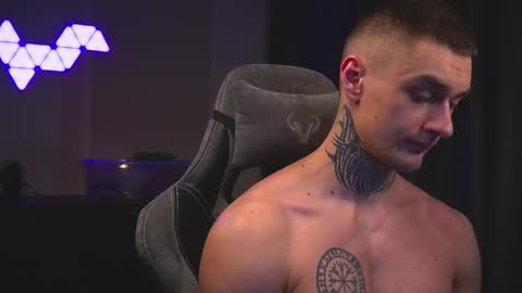 Jerk Machine online show from February 11, 2025, 6:22 pm