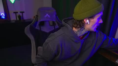 Jerk Machine online show from October 8, 2025, 1:09 pm