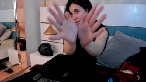 Snapshot of ashkoreh chatting on July 7, 2026, 9:52 pm Ashkoreh online show from July 7, 2026, 9:52 pm