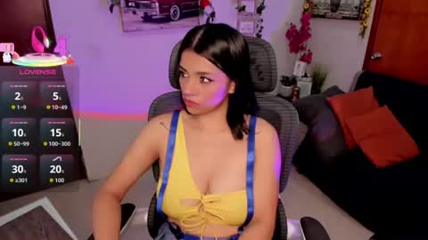 Snapshot of ashleey_johnson chatting on July 1, 2026, 1:13 pm linda online show from July 1, 2026, 1:13 pm