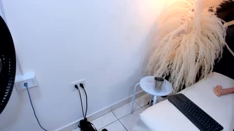 ashley_7777 online show from March 2, 2025, 8:50 pm