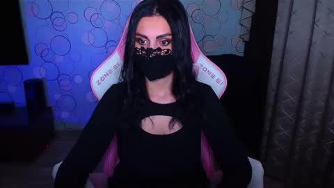   Yasmina   online show from November 8, 2025, 4:01 am