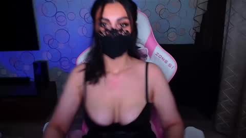   Yasmina   online show from December 22, 2025, 3:58 am