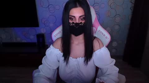   Yasmina   online show from May 24, 2026, 4:50 am