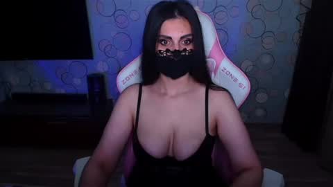   Yasmina   online show from June 28, 2026, 5:02 am