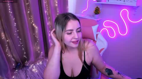 Ashley online show from February 26, 2025, 5:42 am