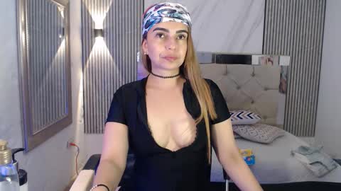 ashley__tylor online show from January 5, 2026, 10:35 pm