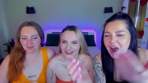 Snapshot of ashley_crashly chatting on May 15, 2026, 7:15 am Alina online show from May 15, 2026, 7:15 am