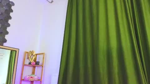 ashley_is_heree online show from March 13, 2026, 7:15 am