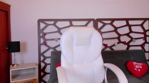 ashley_jonee online show from February 14, 2026, 12:57 pm