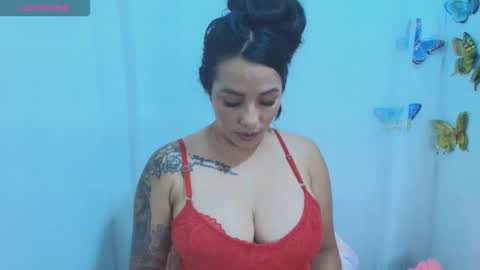 ashley_joyx_ online show from May 18, 2026, 4:29 am
