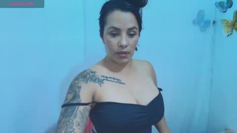 ashley_joyx_ online show from June 30, 2026, 4:35 am