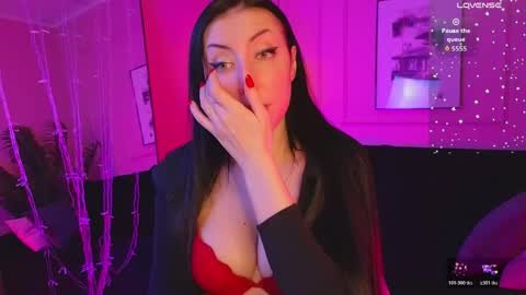 Ashley online show from April 21, 2026, 10:01 pm