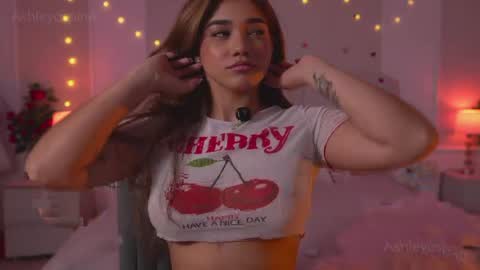  Ashley  online show from April 13, 2026, 11:32 pm