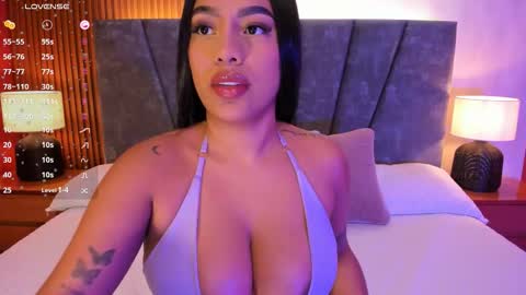 Sara Smith online show from September 19, 2025, 7:36 pm