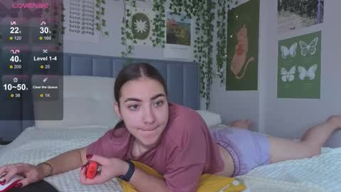 Snapshot of ashley_tempt chatting on September 16, 2025, 8:37 am Ashle online show from September 16, 2025, 8:37 am