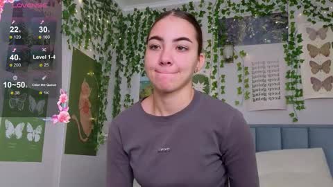 Snapshot of ashley_tempt chatting on December 2, 2025, 4:07 am Ashle online show from December 2, 2025, 4:07 am
