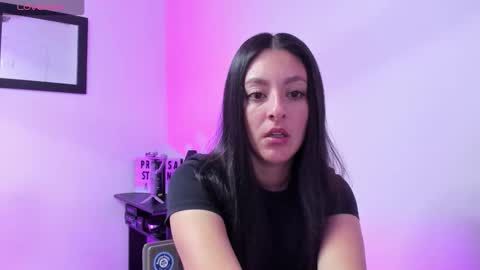 Ashley online show from November 25, 2025, 2:39 pm