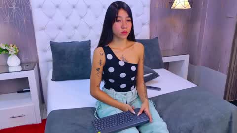 Snapshot of ashleyroberh chatting on May 21, 2026, 4:58 pm AshleyRoberh online show from May 21, 2026, 4:58 pm