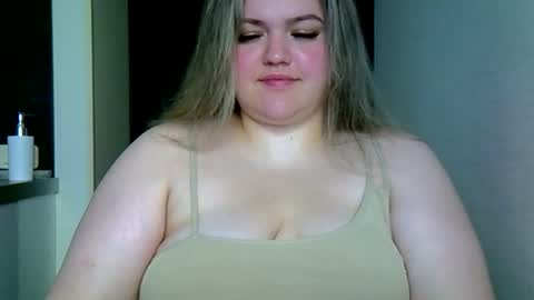 Snapshot of ashleyrosee_ chatting on July 17, 2026, 1:45 am Anite online show from July 17, 2026, 1:45 am