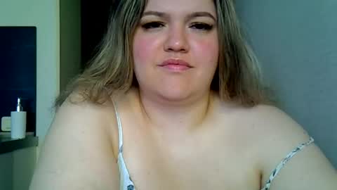 Snapshot of ashleyrosee_ chatting on July 18, 2026, 1:54 am Anite online show from July 18, 2026, 1:54 am