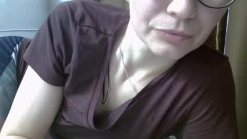 Snapshot of ashleyspice chatting on March 7, 2025, 10:02 am Ashley online show from March 7, 2025, 10:02 am
