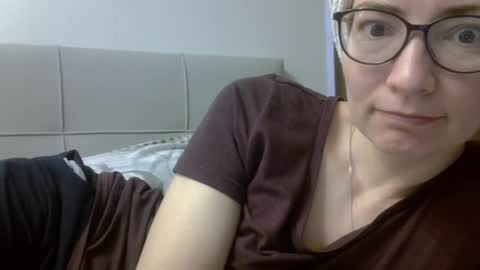 Ashley online show from February 5, 2026, 7:13 am