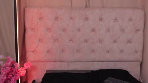 Ashley Lauren online show from February 12, 2025, 7:02 am