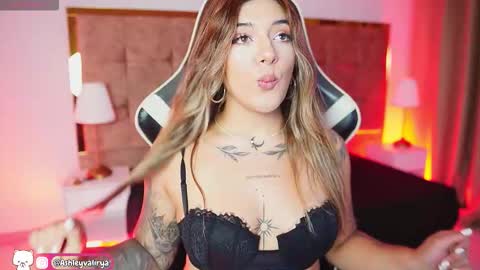 Ashley Lauren online show from February 24, 2026, 3:59 am