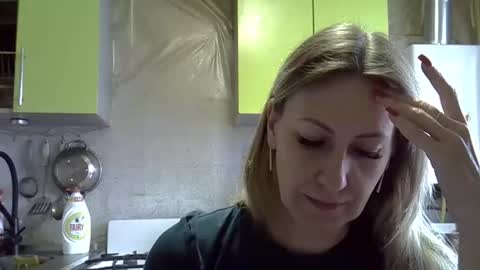 Snapshot of ashleyxhoney chatting on March 27, 2026, 8:20 am AshleyXHoney online show from March 27, 2026, 8:20 am
