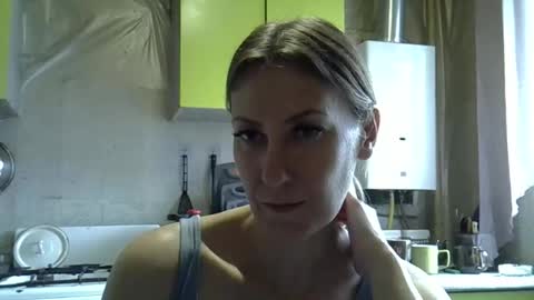 Snapshot of ashleyxhoney chatting on May 25, 2026, 7:58 am AshleyXHoney online show from May 25, 2026, 7:58 am