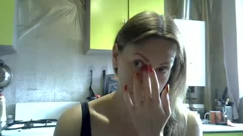 Snapshot of ashleyxhoney chatting on June 25, 2026, 8:08 am AshleyXHoney online show from June 25, 2026, 8:08 am