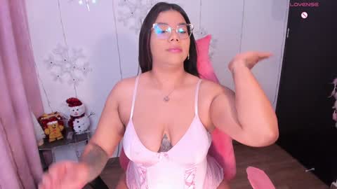 Snapshot of ashleyy18__ chatting on December 28, 2024, 8:16 am Ashleyy18 online show from December 28, 2024, 8:16 am