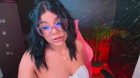 Snapshot of ashleyy18__ chatting on October 16, 2025, 2:56 am Ashleyy18 online show from October 16, 2025, 2:56 am