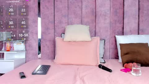 Ashlie online show from January 29, 2025, 11:30 am